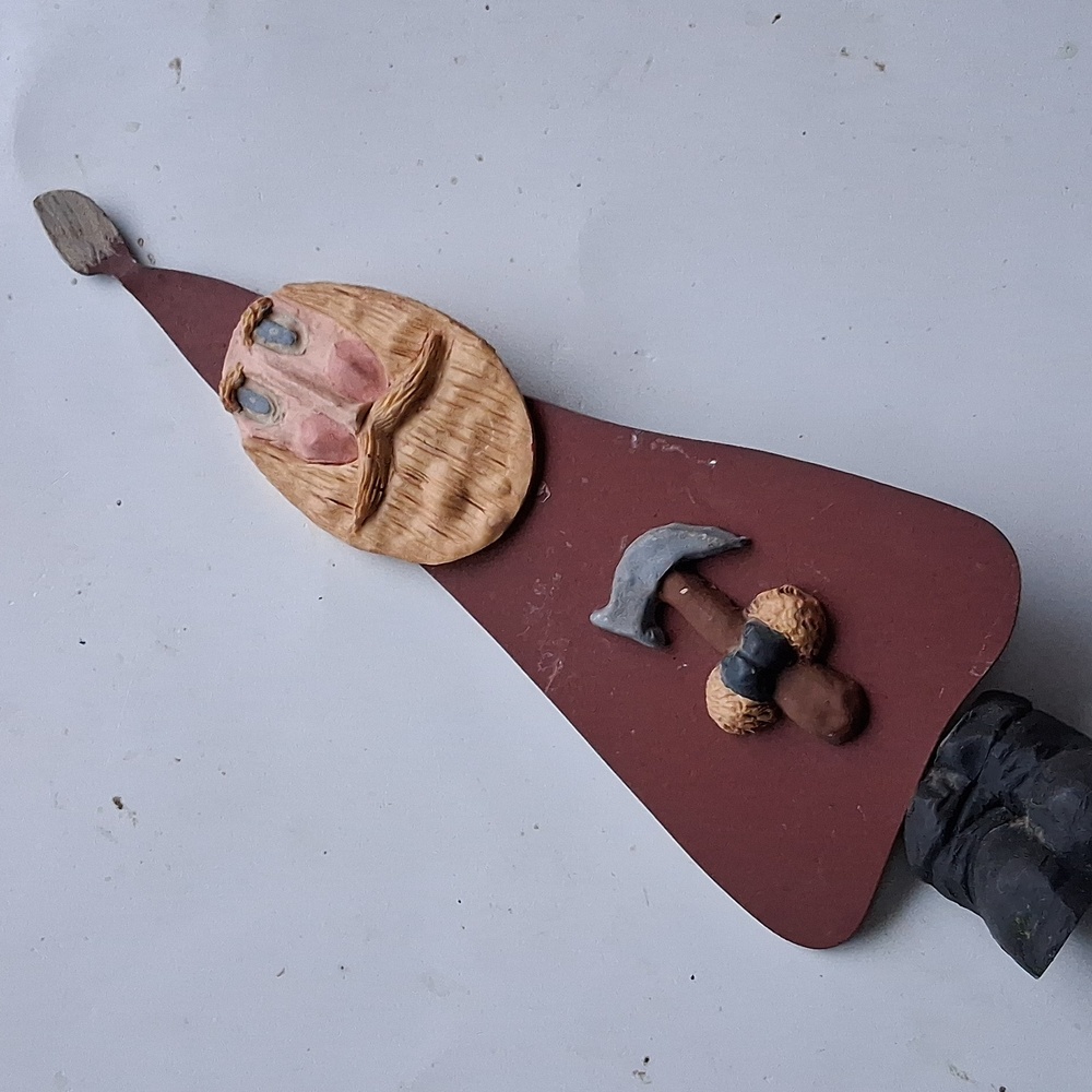 Primitive Christmas Santa Claus Holiday Decor